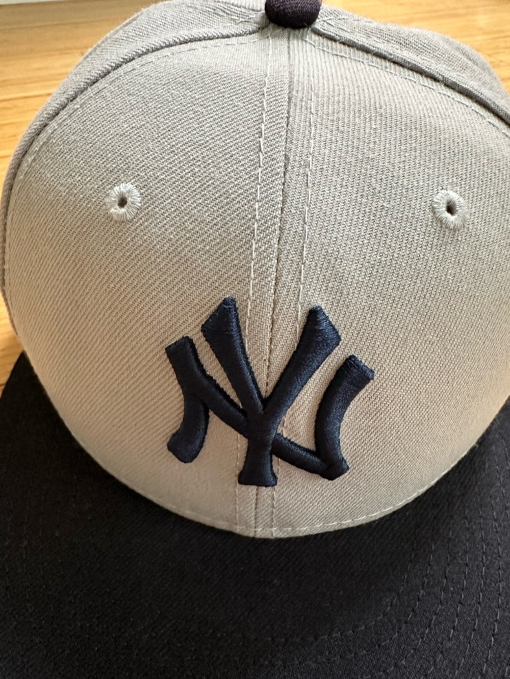 New Era NY Yankees 59FIFTY Fitted Hat Gray Navy 7 3/8 MLB - Picture 4 of 11